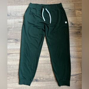 Vuori performance joggers women’s